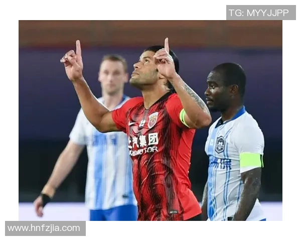 南京足球队在大师赛积分榜上以100分稳居第一位置展现强劲实力 南京足球队在大师赛积分榜上以100分稳居第一位置展现强劲实力