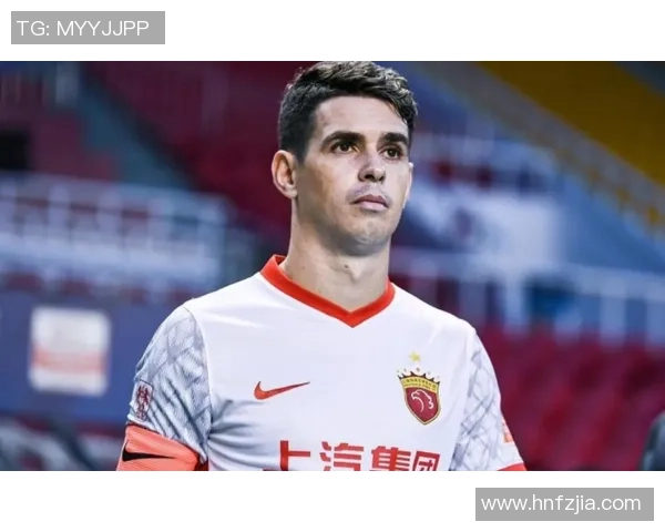 足球明星首次见到自己雕像感动落泪瞬间引发球迷热议与感慨 足球明星首次见到自己雕像感动落泪瞬间引发球迷热议与感慨